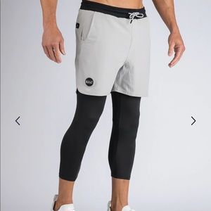 Mens Bylt Basic 3/4 active shorts size XL